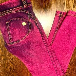 Freddy Livify• size Medium• Pink• Booty lifting stretchy pants